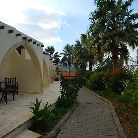 펜션 Bellapais Monastery Village