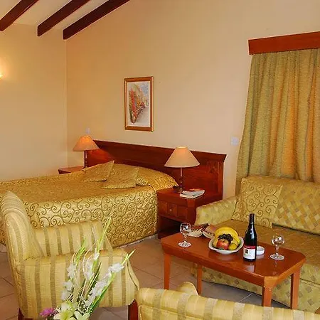 펜션 Bellapais Monastery Village