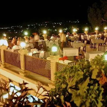 Bellapais Monastery Village 펜션 Kazaphani