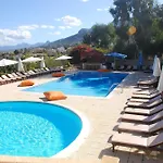Bellapais Monastery Village Holiday home *