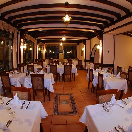 Bellapais Monastery Village Casa vacanze *