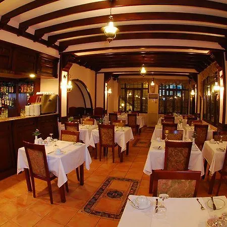 Hotel Bellapais Monastery Village 3*