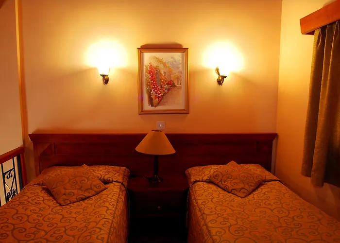 Semesterbostad Bellapais Monastery Village *