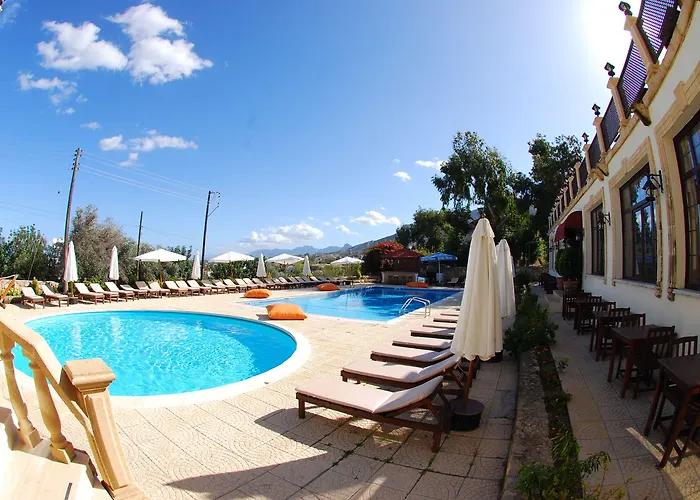 Bellapais Monastery Village Semesterbostad