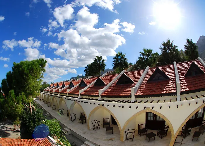 Дом отдыха Bellapais Monastery Village Kazaphani